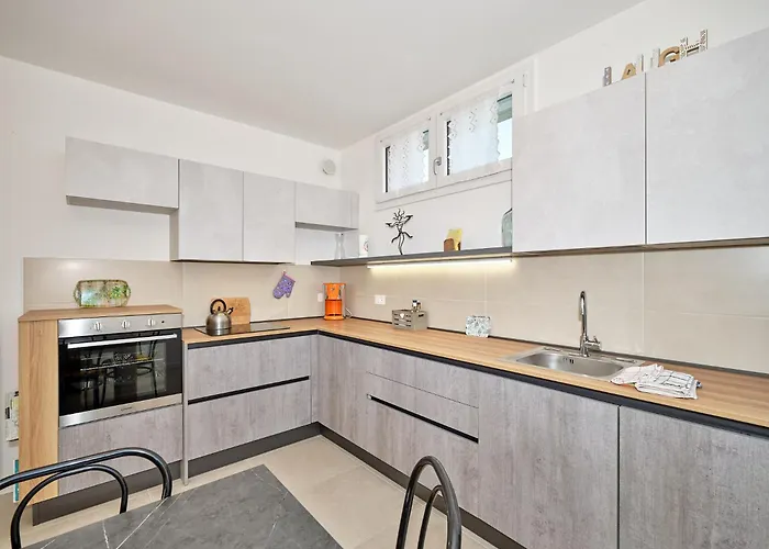 New Casa Tiberio
