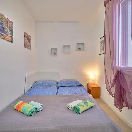 New Casa Tiberio Лацизе